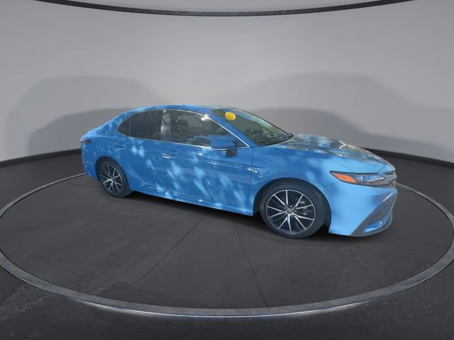 Used 2023 Toyota Camry SE image 18