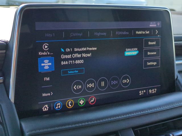Used 2021 Chevrolet Suburban LT RWD image 16