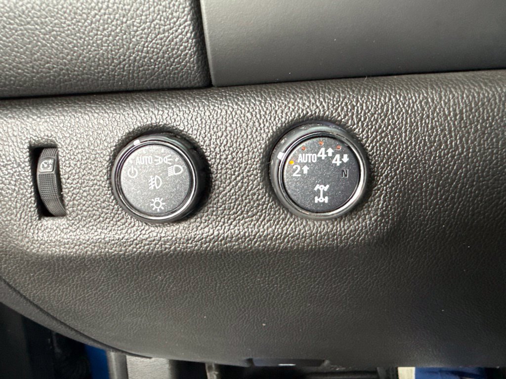 Used 2022 Chevrolet Colorado LT w/ LT Convenience Package AWD/4WD image 37