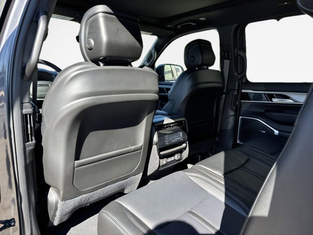 New 2025 Jeep Wagoneer Series II w/ Convenience Group I image 42