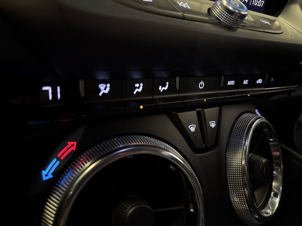 Used 2019 Chevrolet Camaro SS RWD image 37