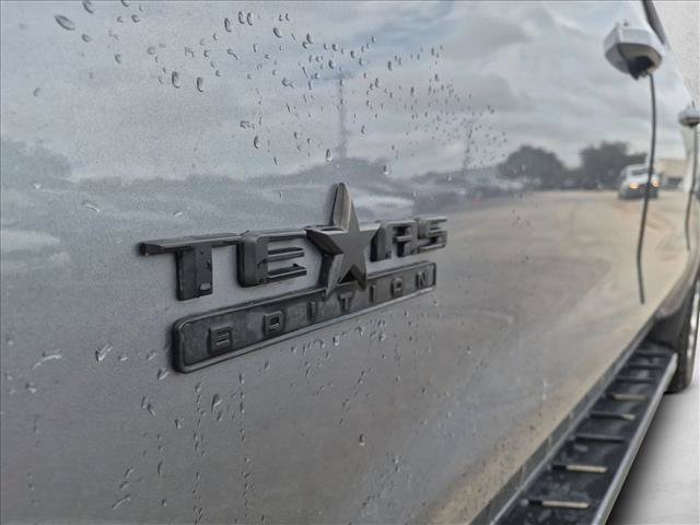 Used 2019 Chevrolet Silverado 1500 LT w/ Texas Edition AWD/4WD image 13