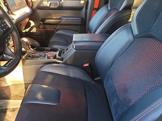 Certified 2025 Ford Bronco Raptor w/ Interior Carbon Fiber Pack AWD/4WD image 16