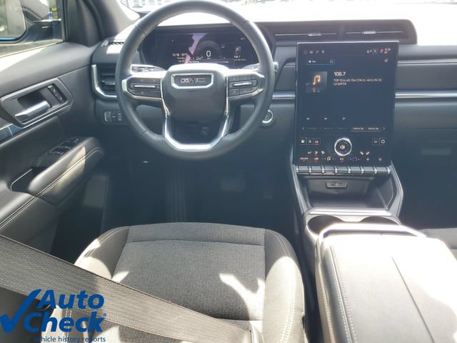 Used 2025 GMC Terrain Elevation AWD/4WD image 16