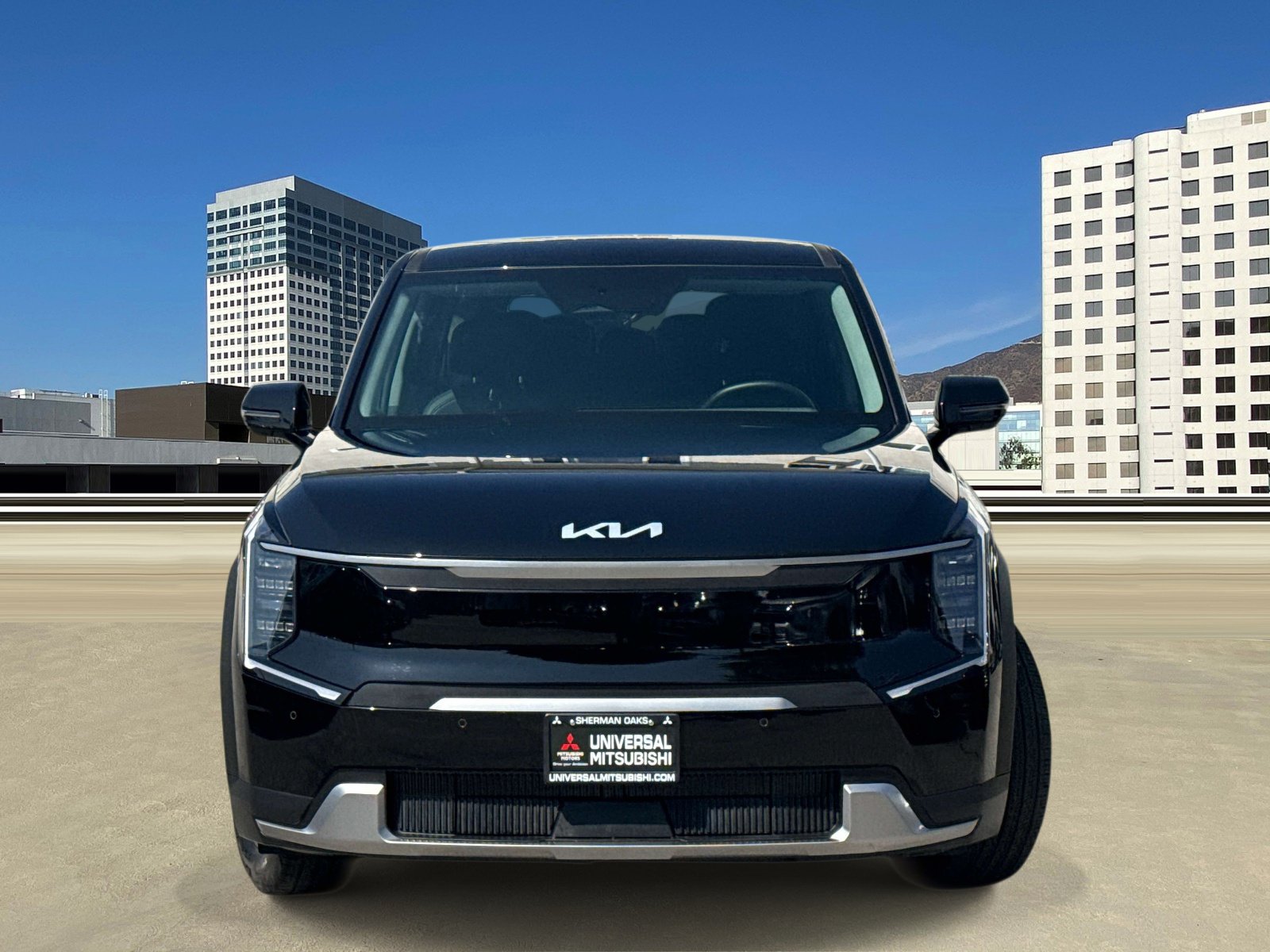 Used 2026 Kia EV9 Light RWD image 2