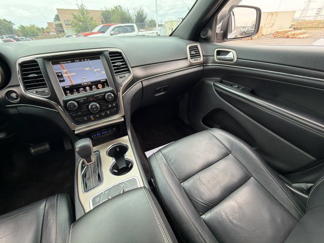 Used 2016 Jeep Grand Cherokee Limited w/ Trailer Tow Group IV AWD/4WD image 13