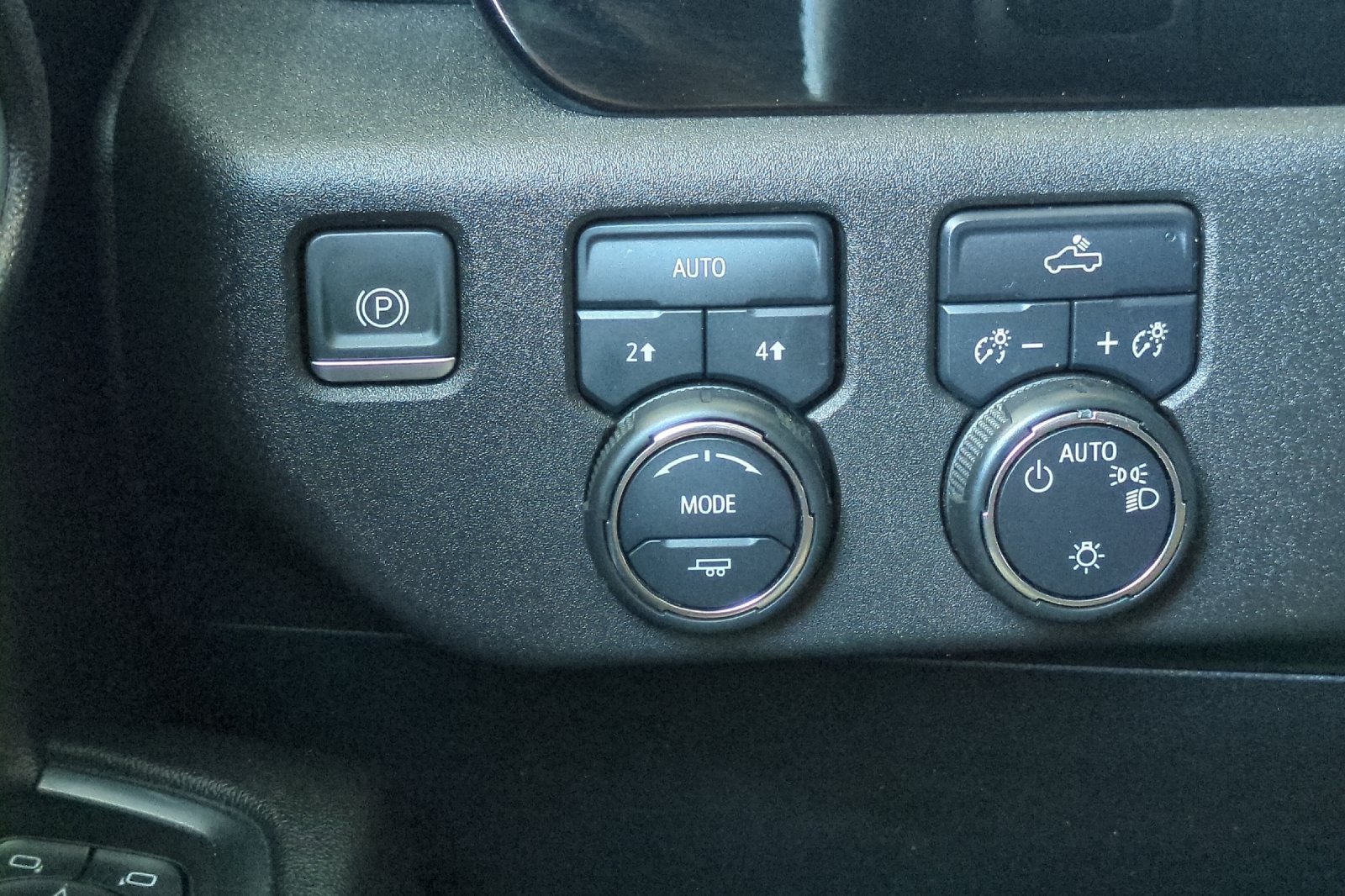 Used 2023 Chevrolet Silverado 1500 LT w/ All Star Edition Plus AWD/4WD image 39