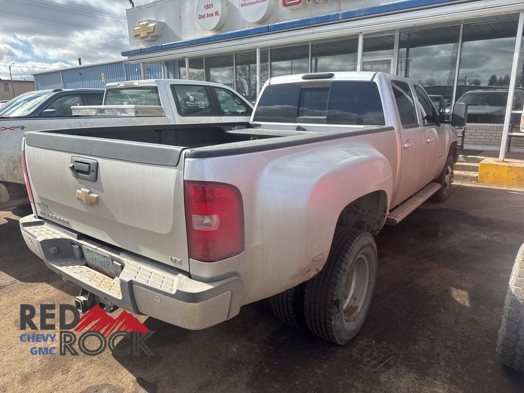Used 2012 Chevrolet Silverado 3500 LTZ w/ LTZ Plus Package image 10