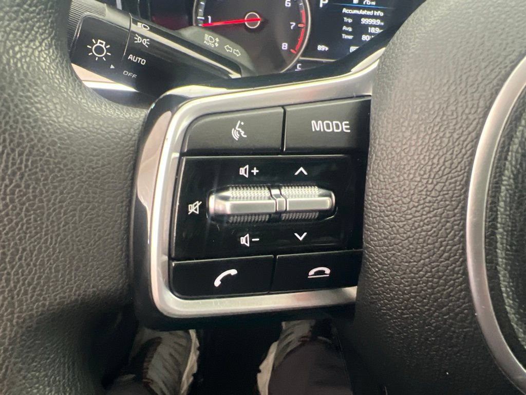 Certified 2021 Kia Sorento LX AWD/4WD image 49
