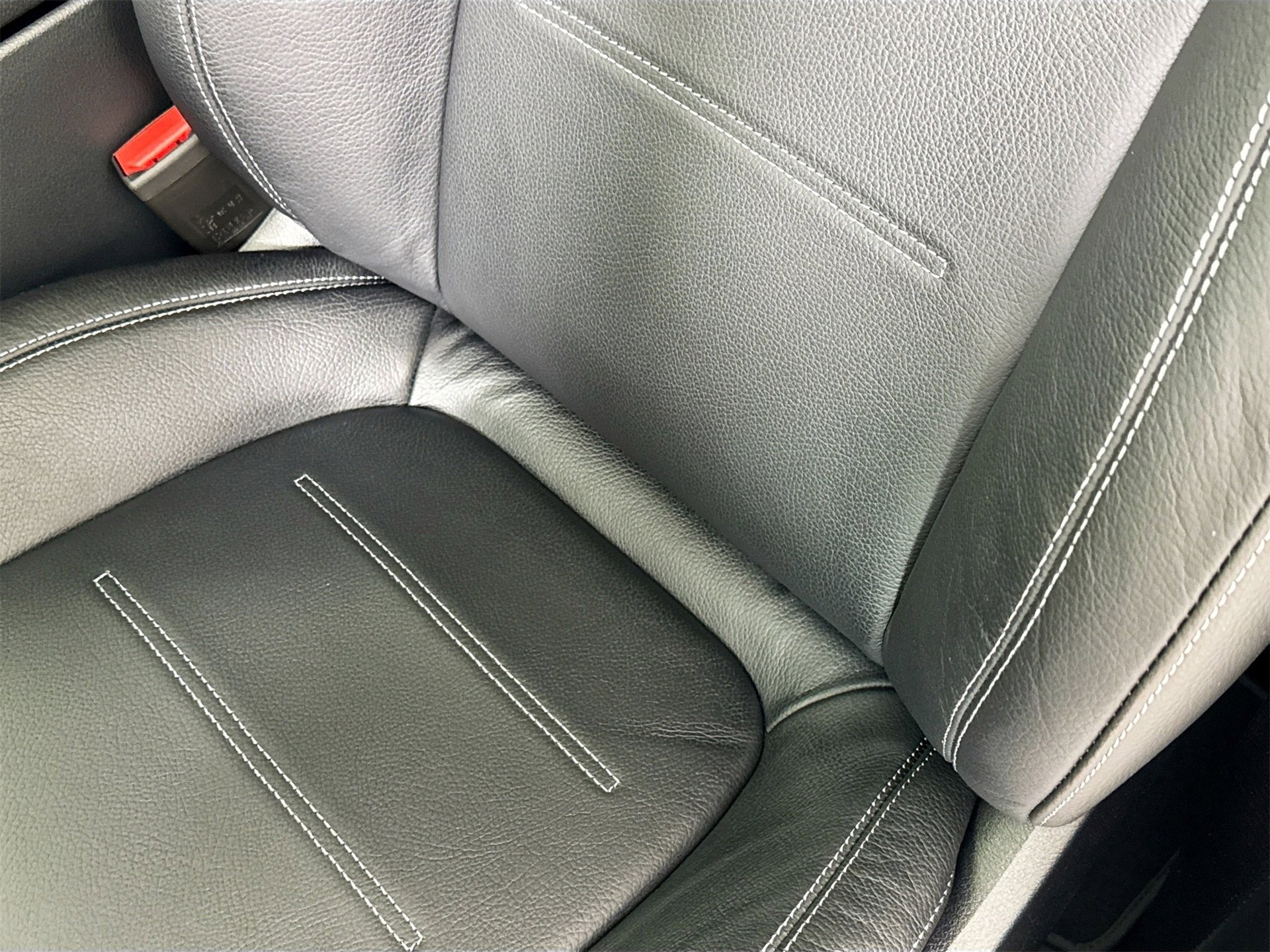 New 2026 Mercedes-Benz GLB 35 AMG 4MATIC image 20