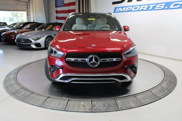 Used 2024 Mercedes-Benz GLA 250 w/ Exclusive Package image 3