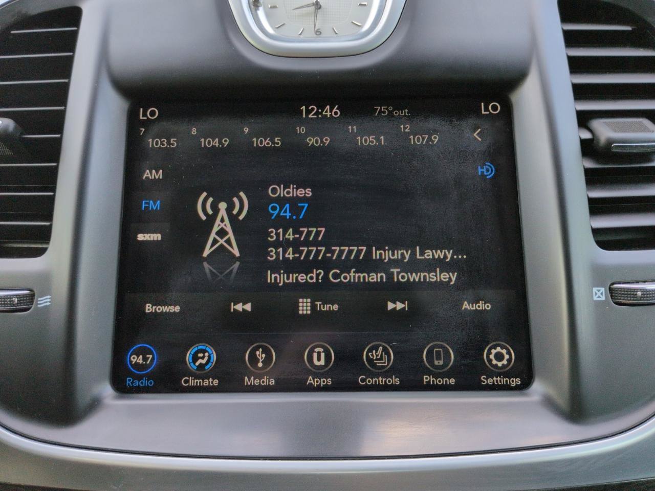 Used 2019 Chrysler 300 Touring w/ Quick Order Package 2EF RWD image 22