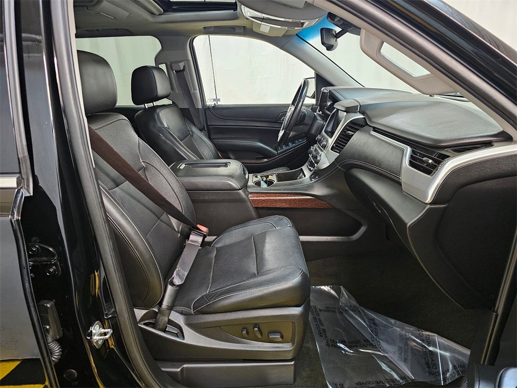 Used 2017 GMC Yukon SLT w/ Open Road Package image 10