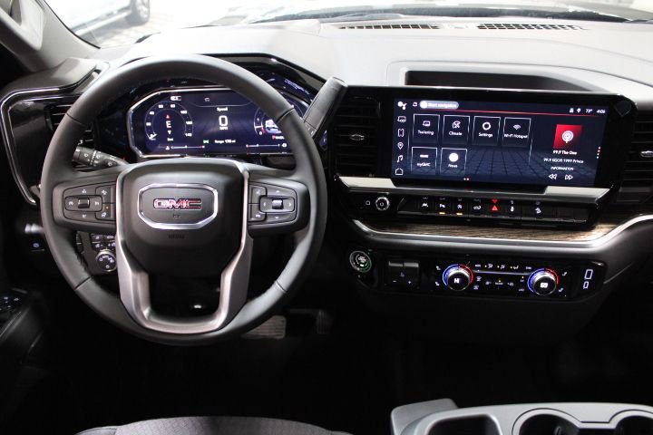 New 2026 GMC Sierra 1500 SLE image 29