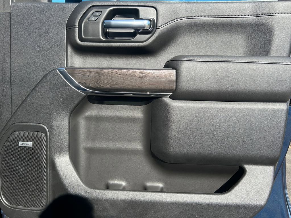 Used 2022 Chevrolet Silverado 2500 LTZ w/ LTZ Premium Package image 25