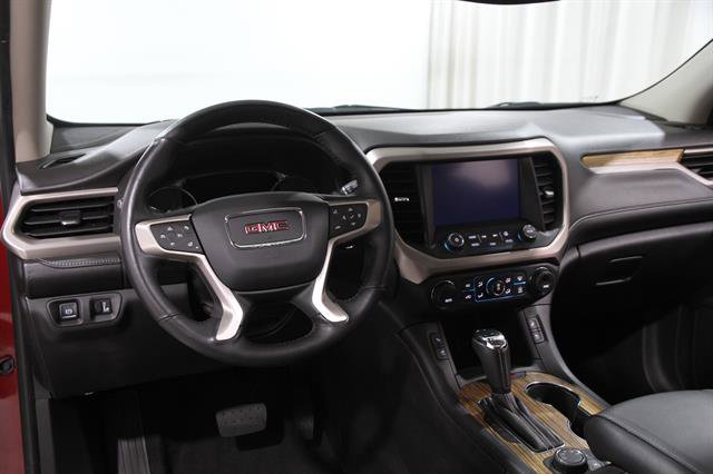 Used 2017 GMC Acadia Denali w/ Technology Package image 6