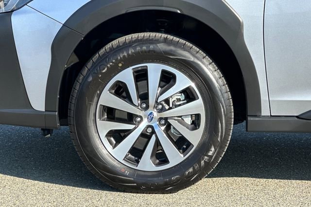 New 2025 Subaru Outback Premium image 32