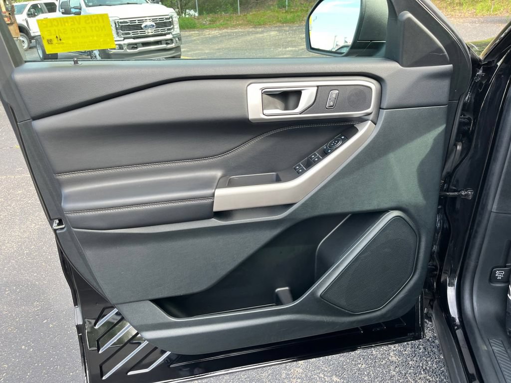 Certified 2023 Ford Explorer XLT AWD/4WD image 18