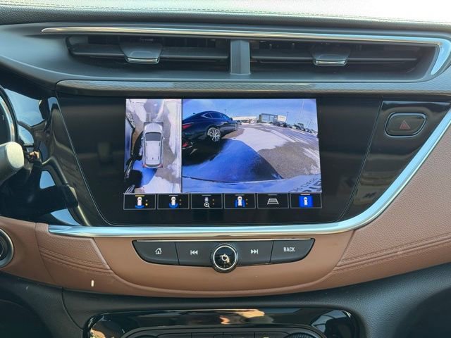 Used 2021 Buick Encore GX Essence w/ Advanced Technology Package image 4