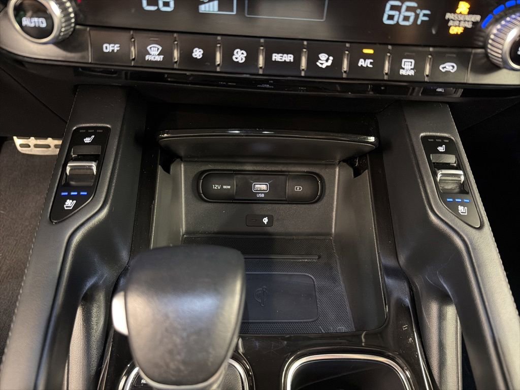 Used 2020 Kia Telluride SX w/ SX Prestige Package AWD/4WD image 16