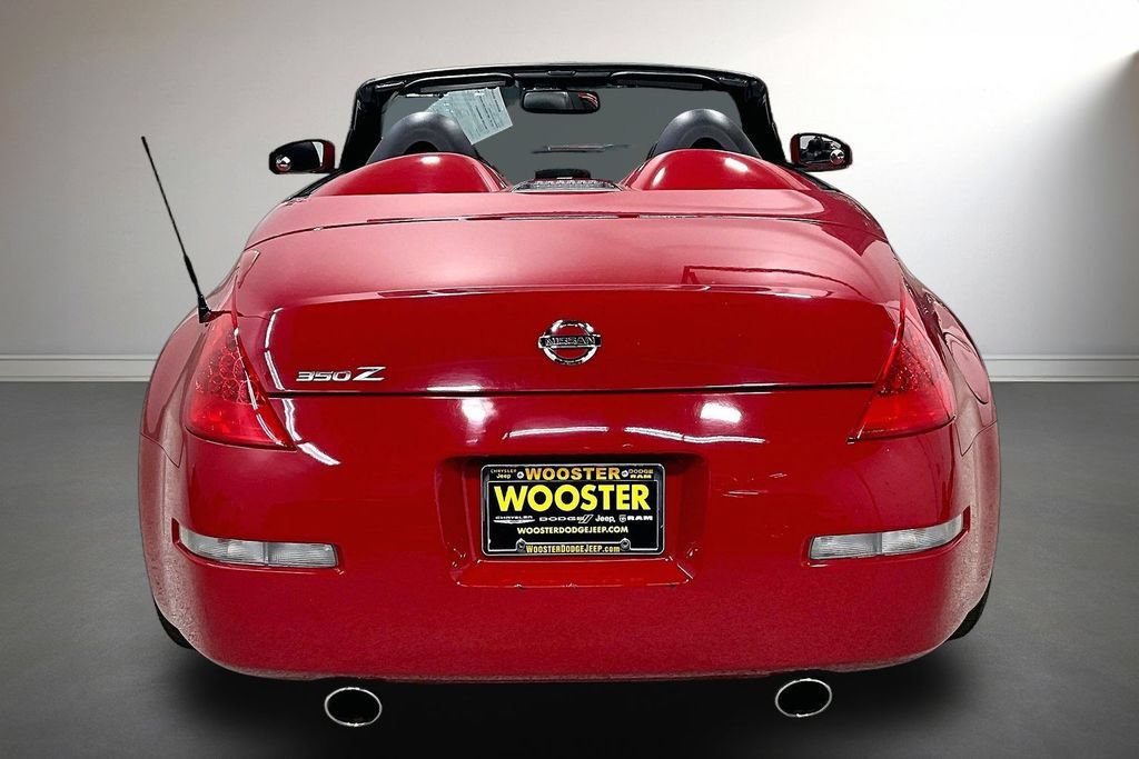 Used 2006 Nissan 350Z Touring RWD image 6
