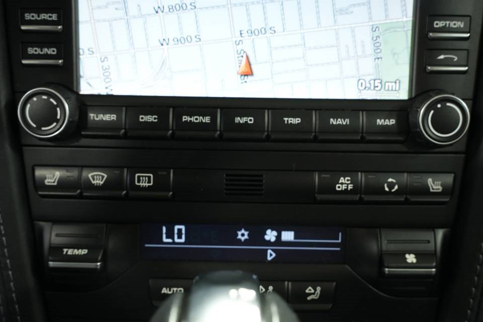 Used 2013 Porsche 911 Turbo S image 19