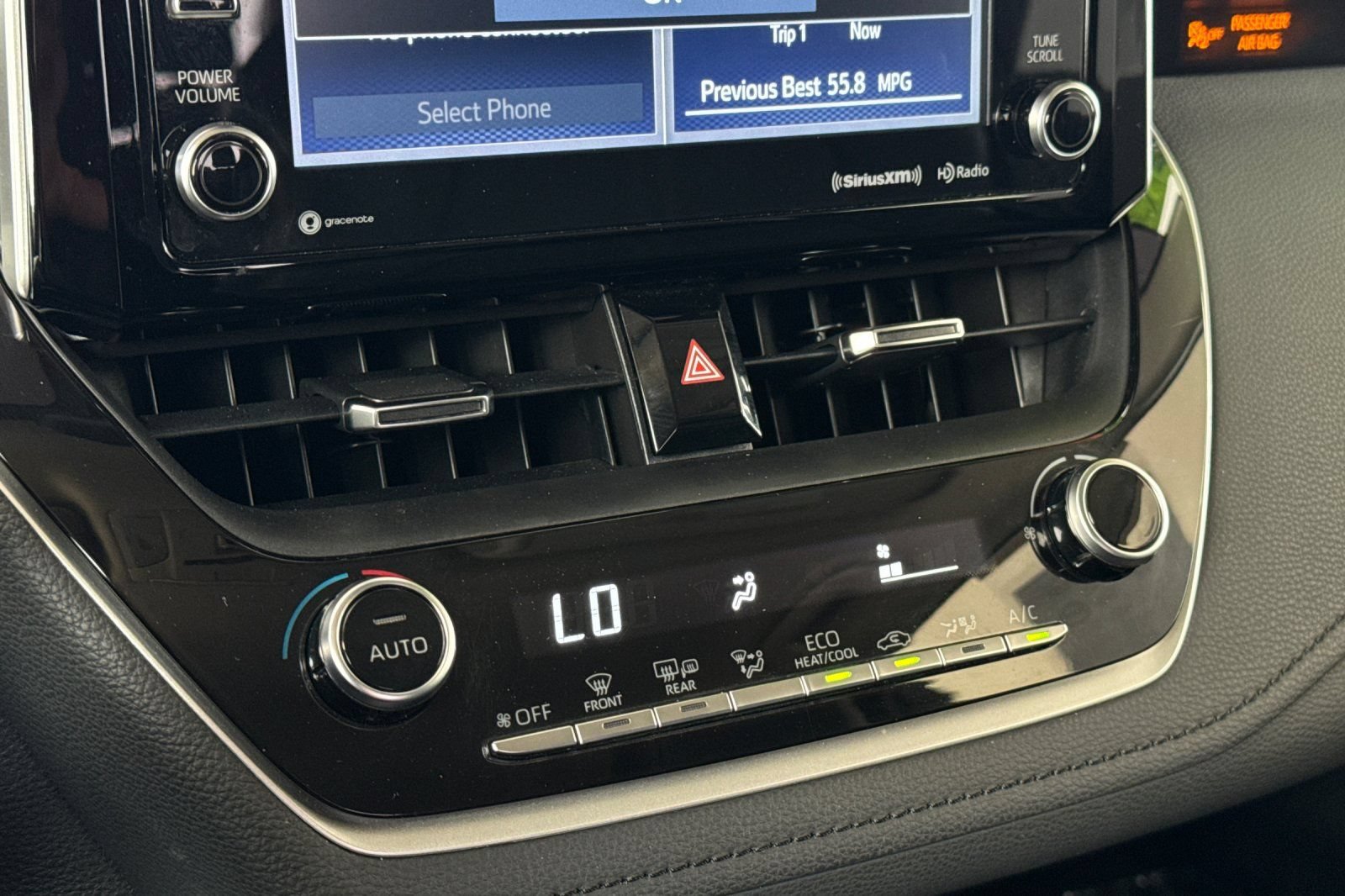 Used 2022 Toyota Corolla LE FWD image 20