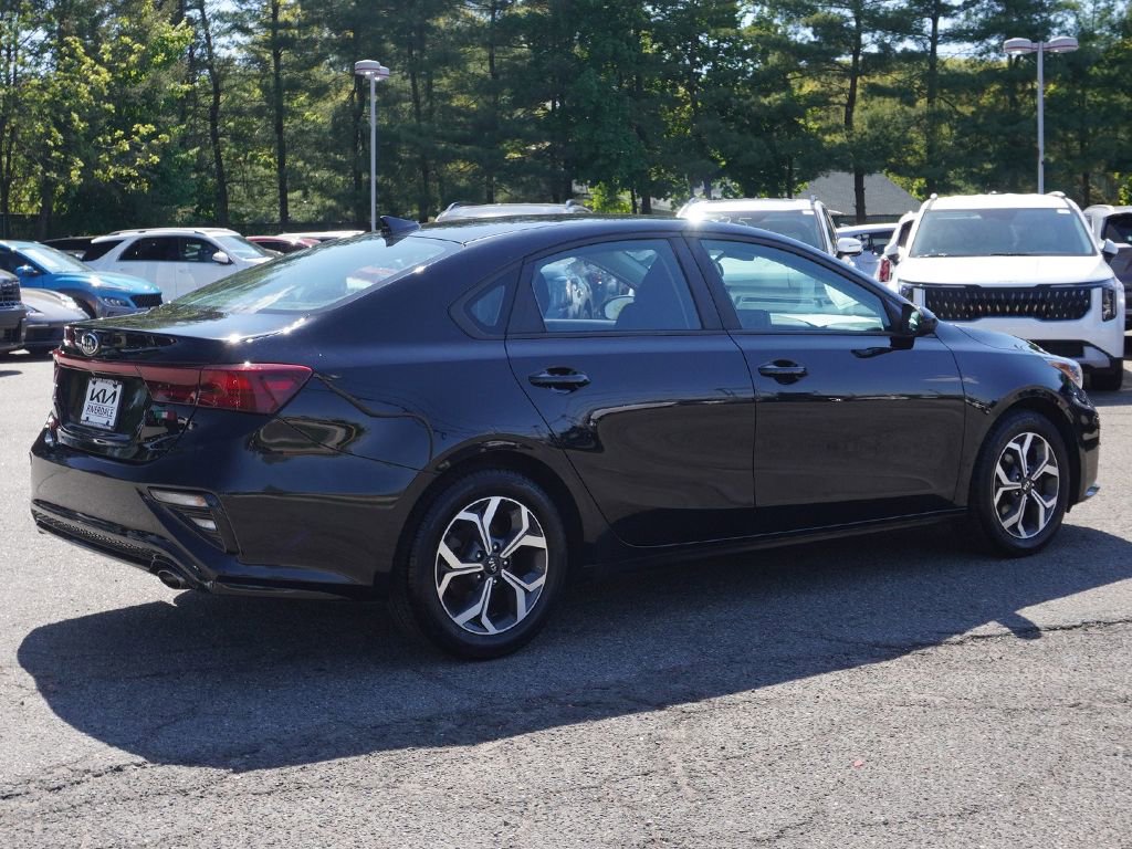 Used 2019 Kia Forte LXS FWD image 7