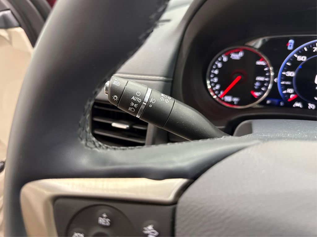 Used 2023 GMC Terrain Denali image 27