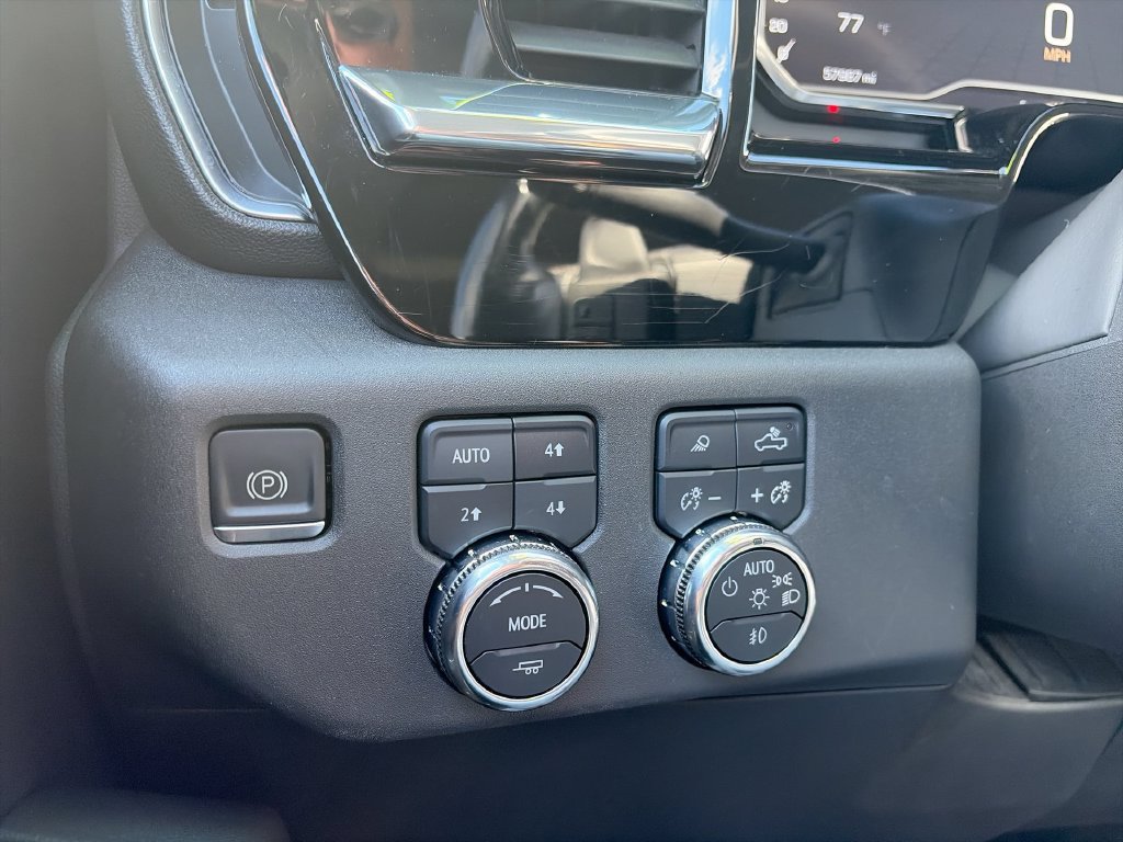 Used 2022 GMC Sierra 1500 SLT w/ SLT Premium Plus Package AWD/4WD image 25