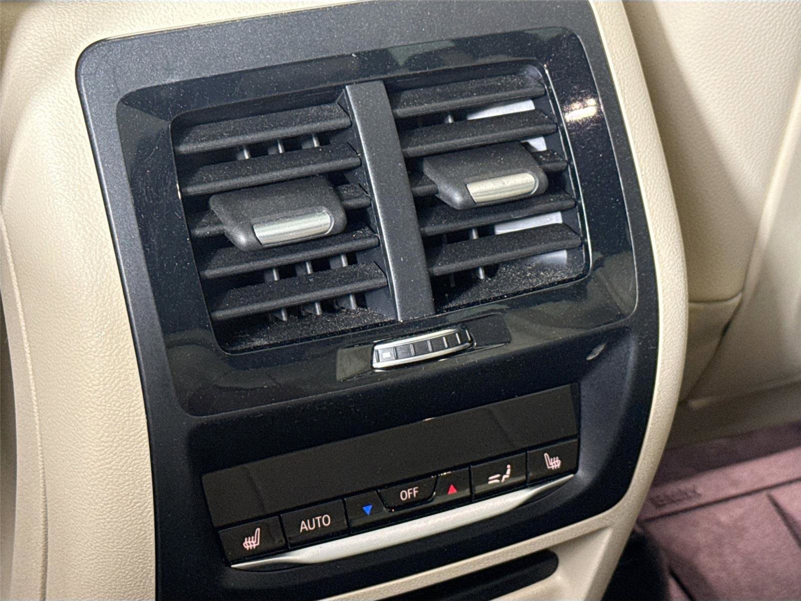 Used 2019 BMW X3 xDrive30i w/ Premium Package image 37