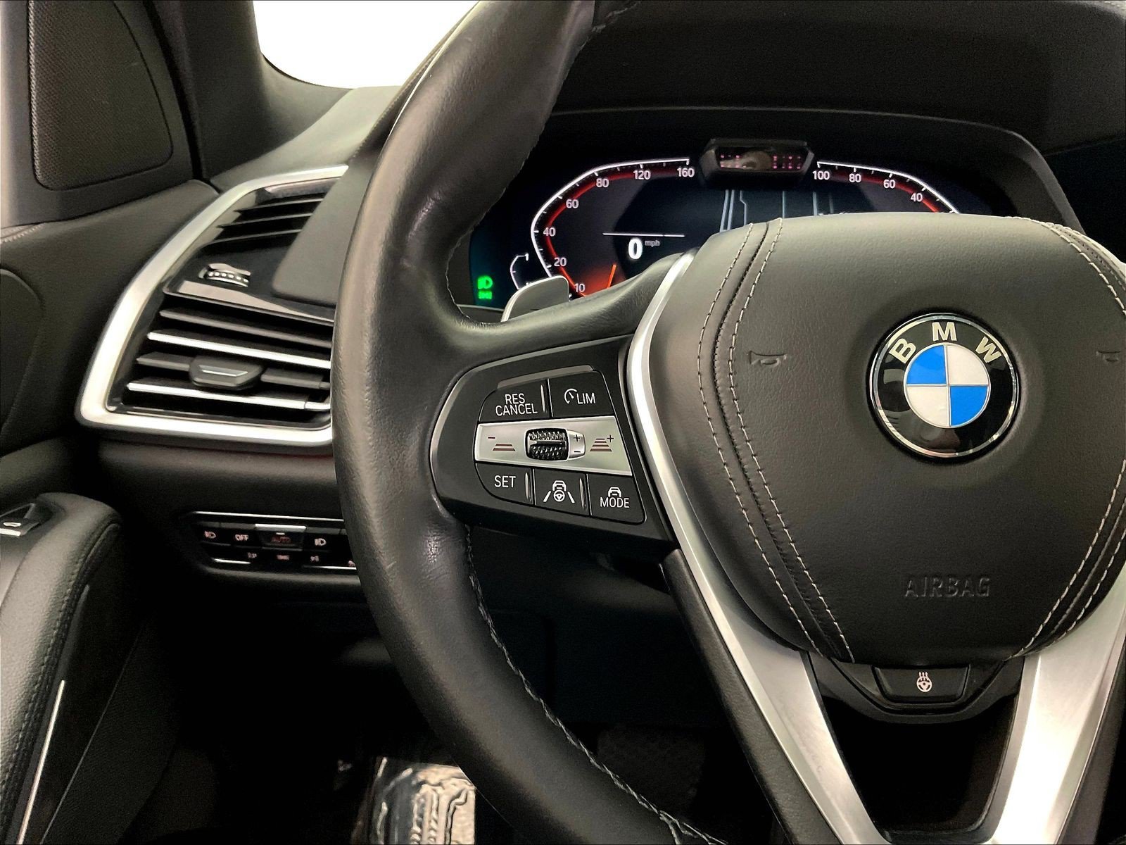 Used 2021 BMW X5 xDrive40i w/ Premium Package 2 AWD/4WD image 11