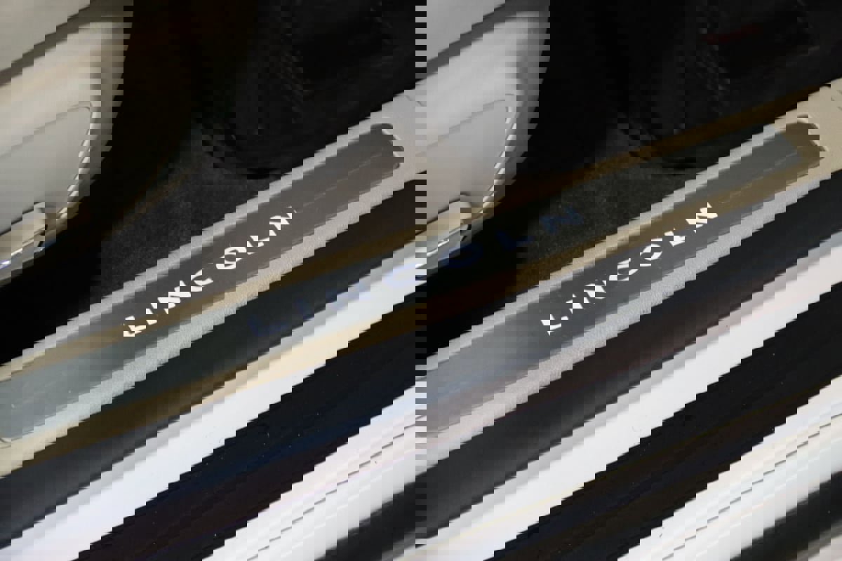 Used 2017 Lincoln MKZ Select w/ Climate Package image 59