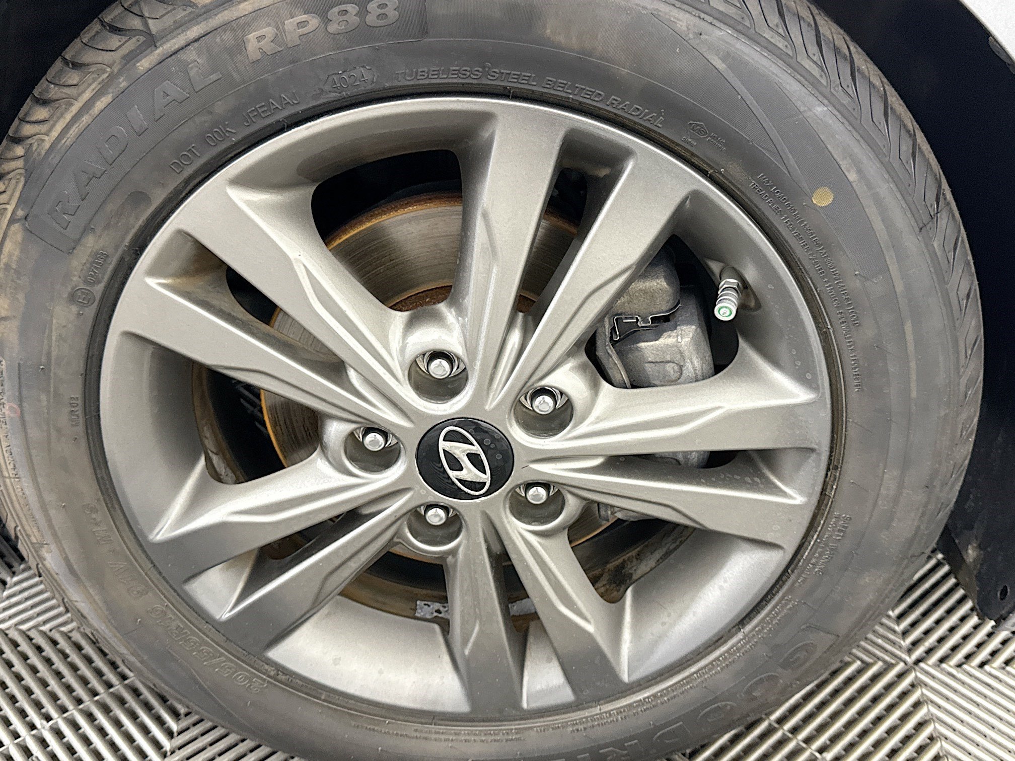 Used 2018 Hyundai Elantra SEL image 31