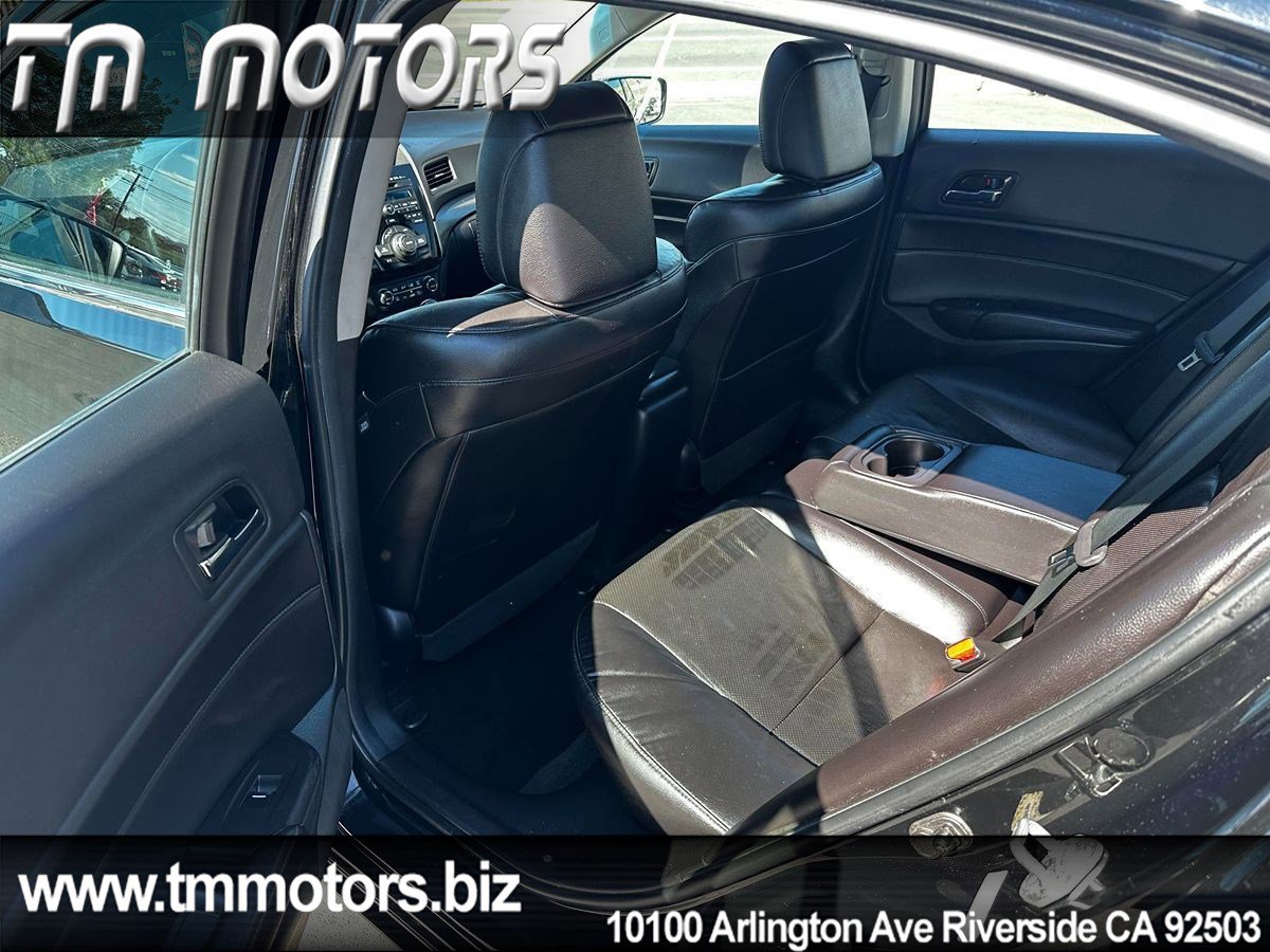 Used 2013 Acura ILX w/ Technology Package image 20