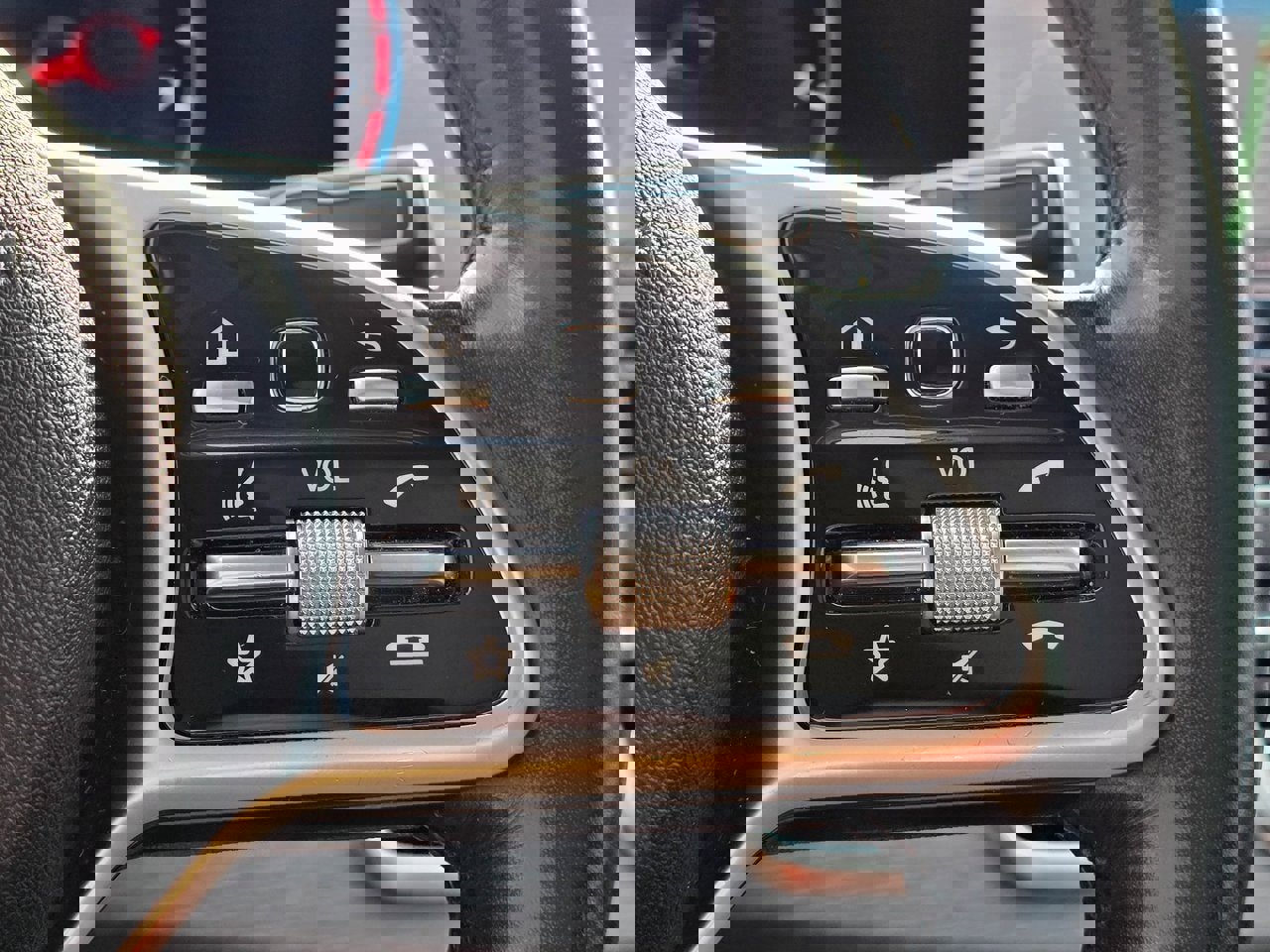 Used 2020 Mercedes-Benz GLS 450 4MATIC image 24