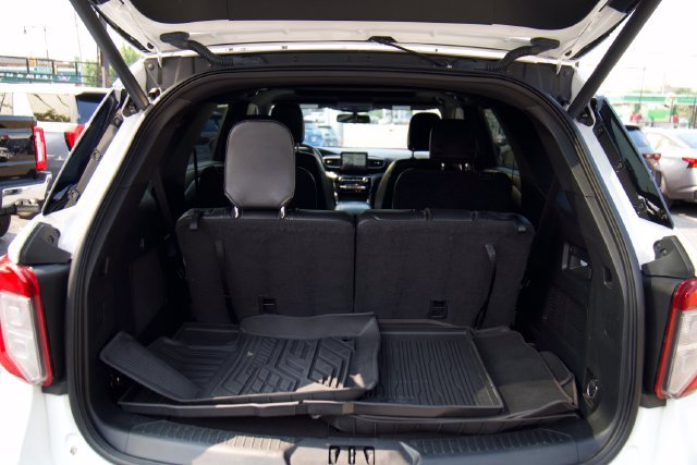 Certified 2022 Ford Explorer ST-Line AWD/4WD image 33