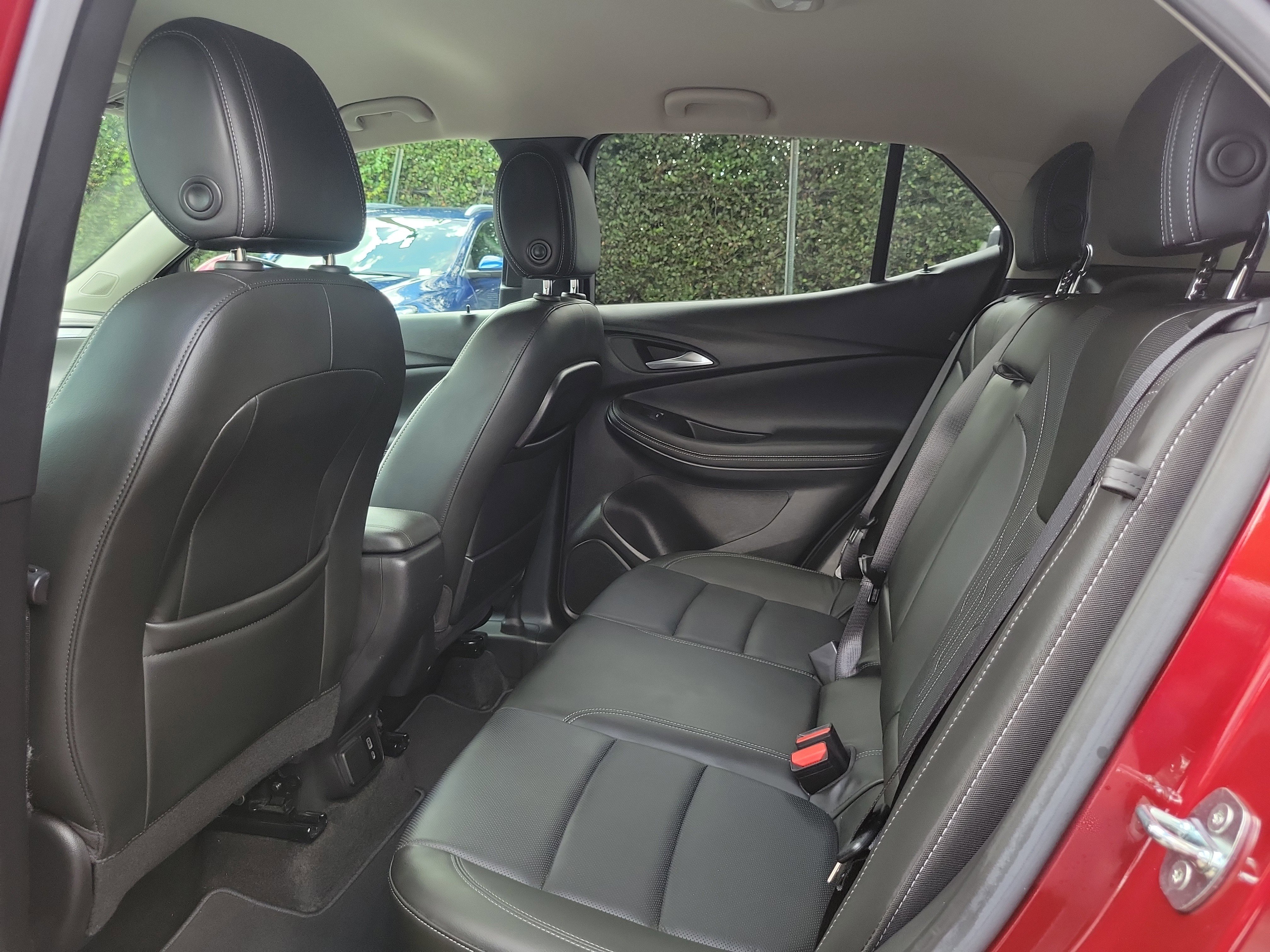 Used 2024 Buick Encore GX Avenir image 14