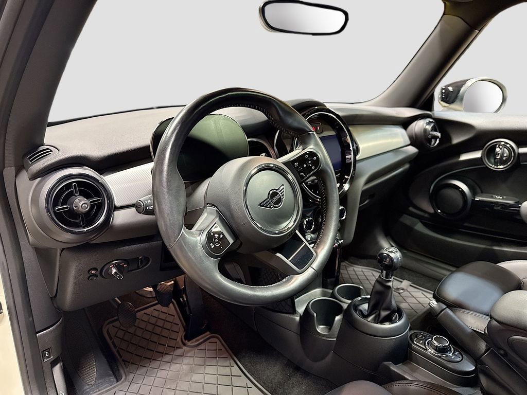 Used 2022 MINI Cooper S w/ Premium Package FWD image 9