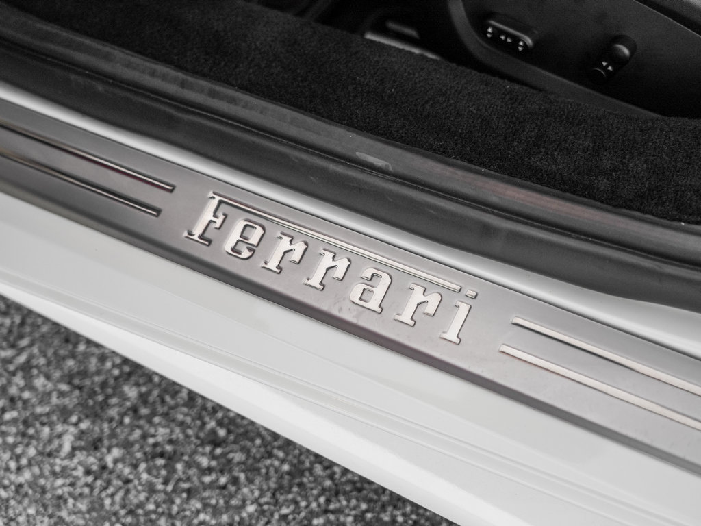Used 2018 Ferrari 488 Spider RWD image 16