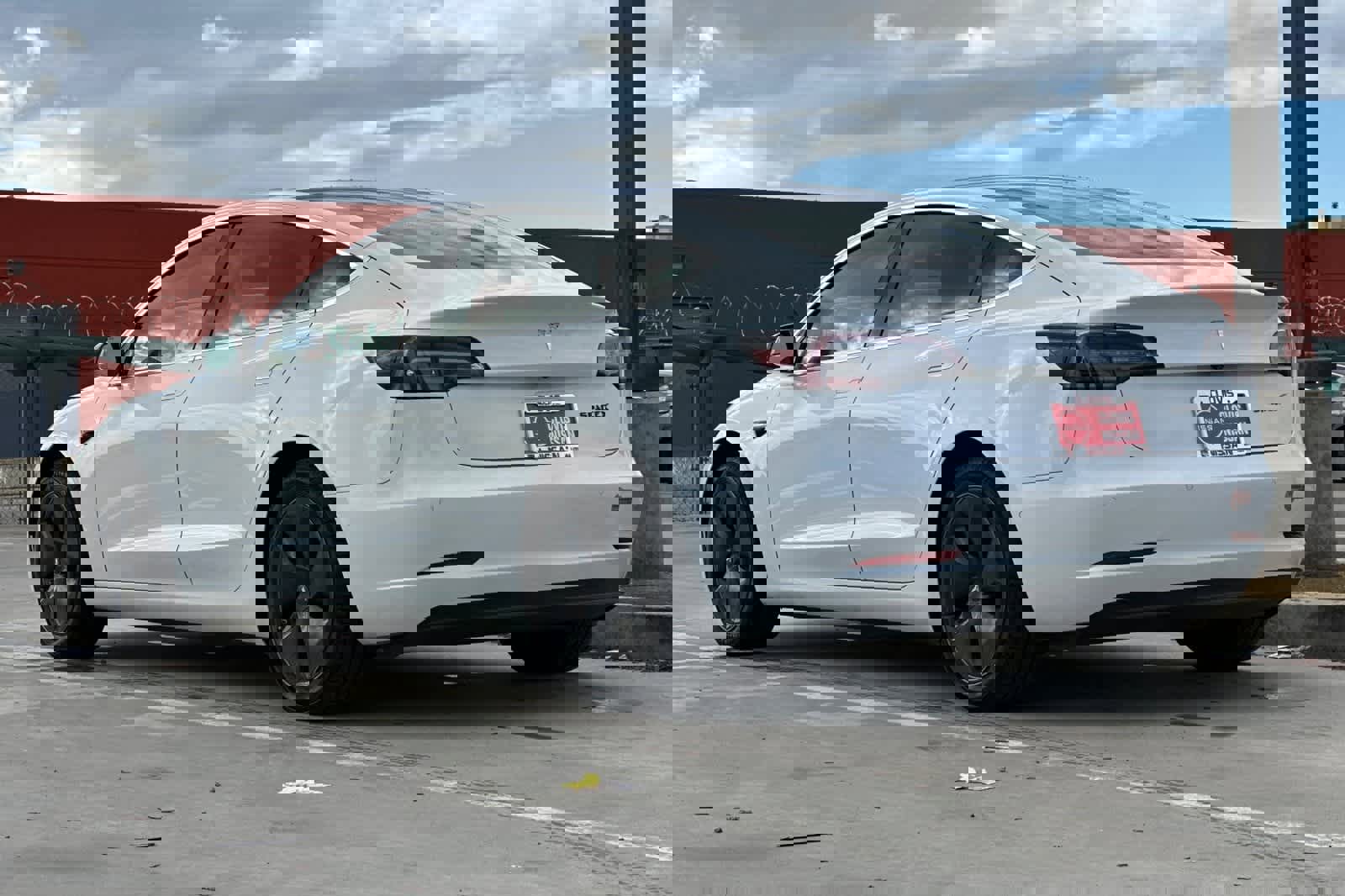 Used 2020 Tesla Model 3 Standard Range Plus image 7