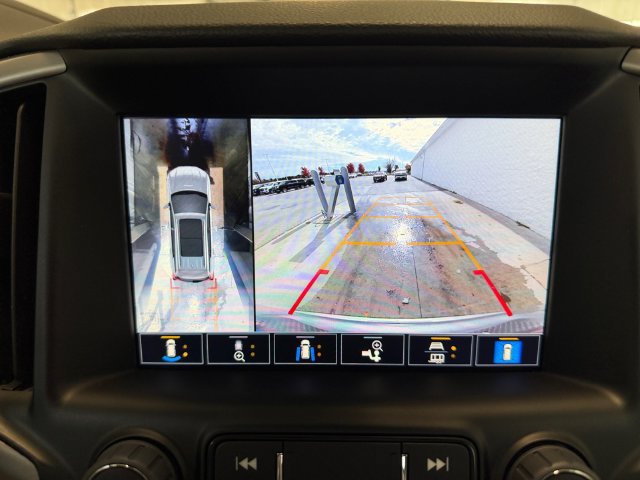 Used 2024 GMC Terrain AT4 w/ Tech Package AWD/4WD image 27