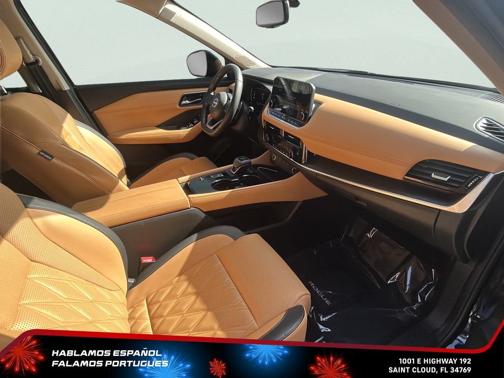 Used 2023 Nissan Rogue Platinum FWD image 32