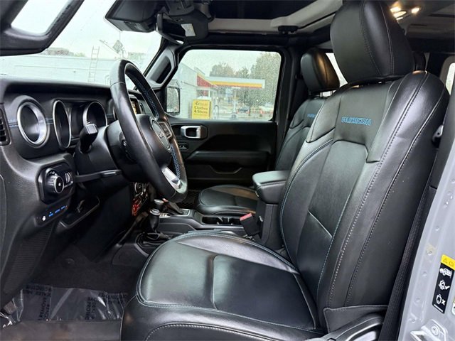 Used 2023 Jeep Wrangler Unlimited Rubicon 4xe w/ Safety Group image 9