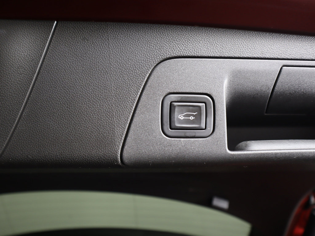 Used 2023 Buick Envision Avenir AWD/4WD image 26