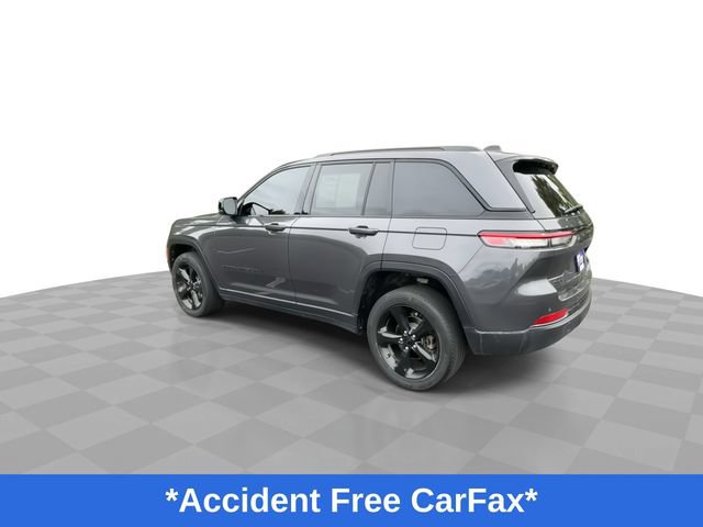 Used 2022 Jeep Grand Cherokee Altitude AWD/4WD image 7
