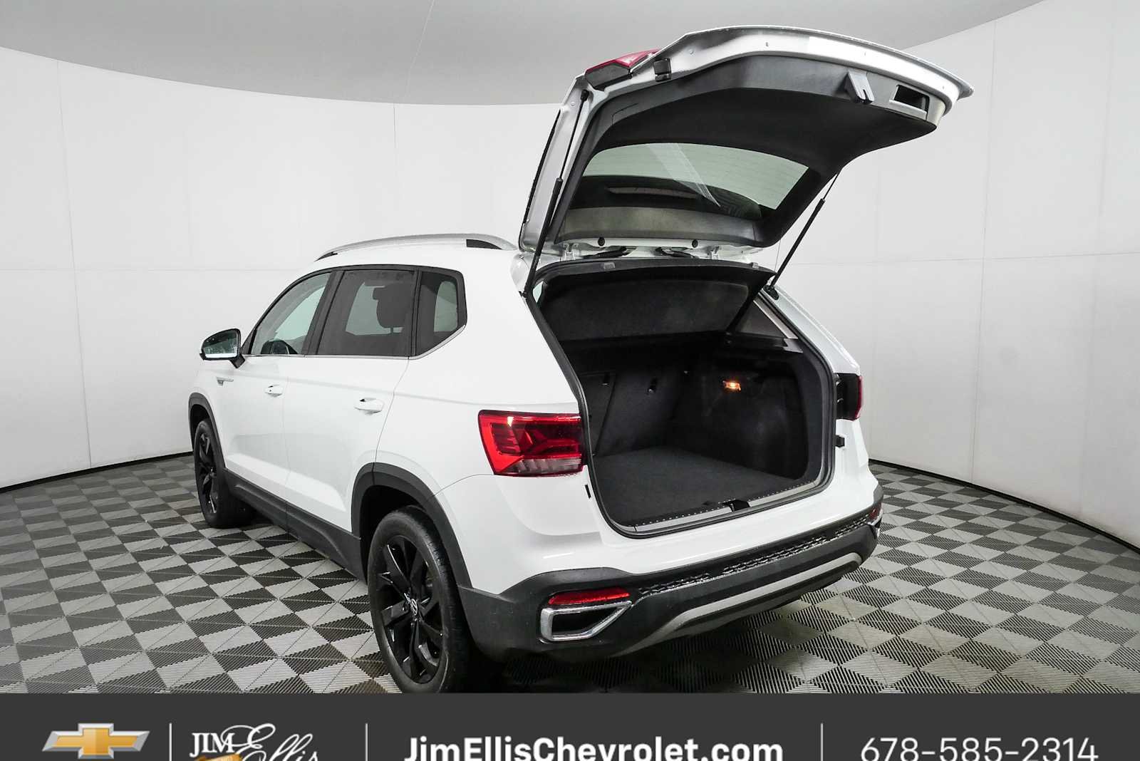 Used 2022 Volkswagen Taos SE AWD/4WD image 29