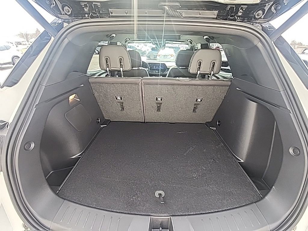 Used 2025 Chevrolet TrailBlazer RS w/ Convenience Package image 29