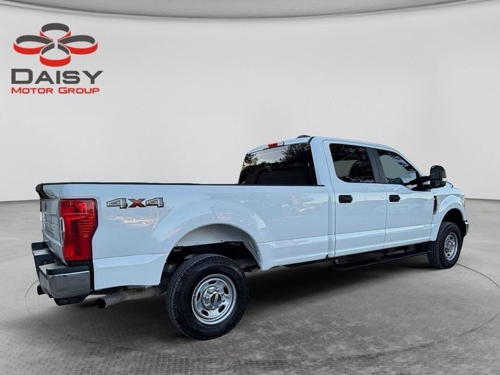 Used 2022 Ford F250 XL w/ Power Equipment Group AWD/4WD image 5