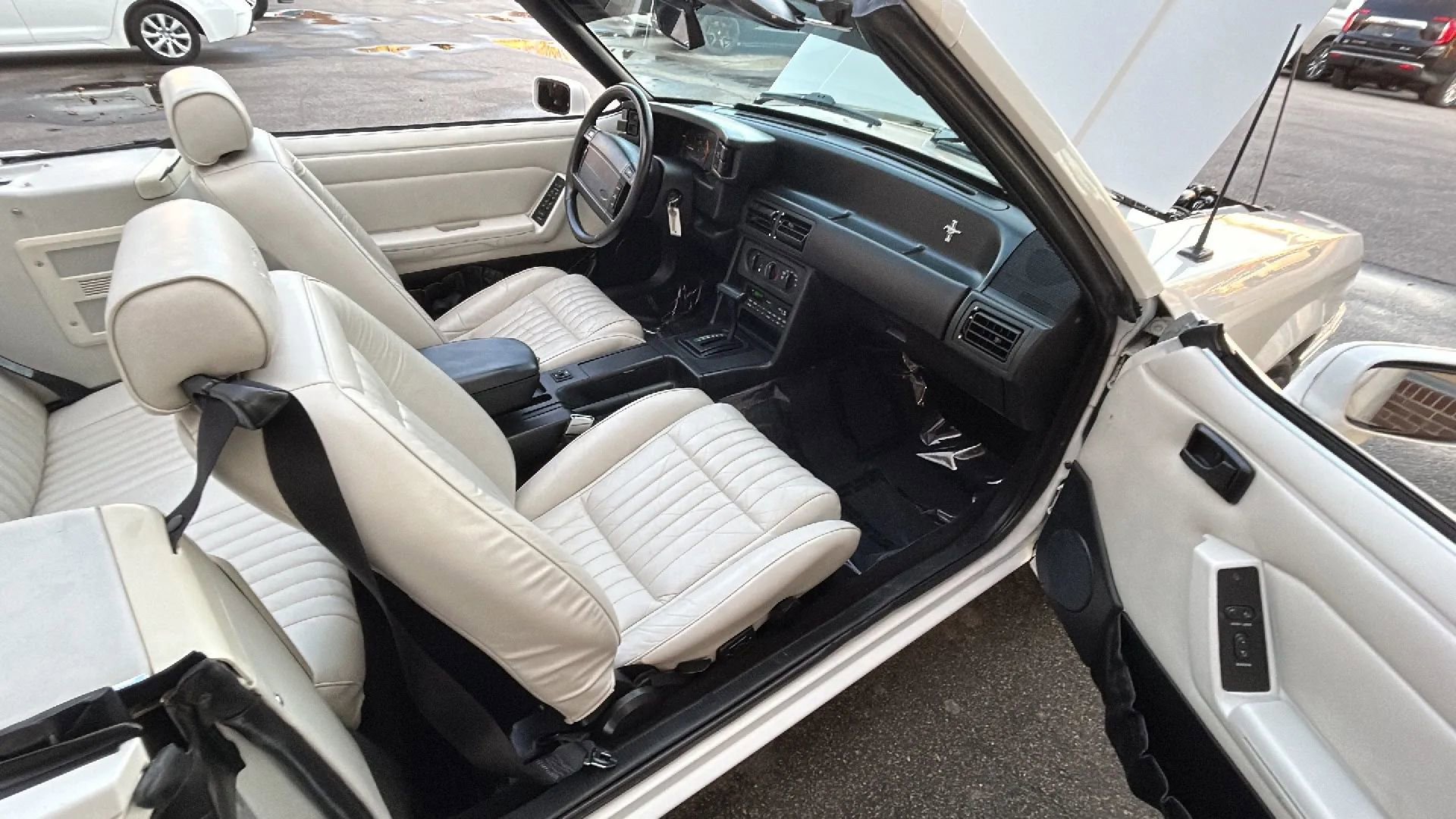 Used 1993 Ford Mustang LX RWD image 20